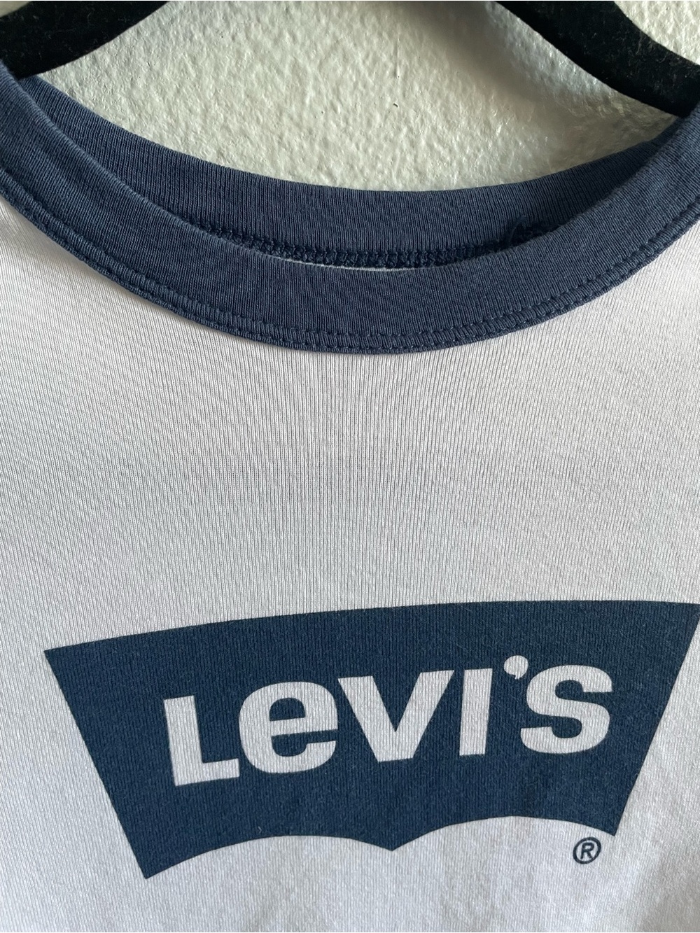 Levi's Ringer Tee - Picture 2 of 4